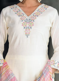 Cream-Muslin-FestivalWear-EmbroideryWork-4