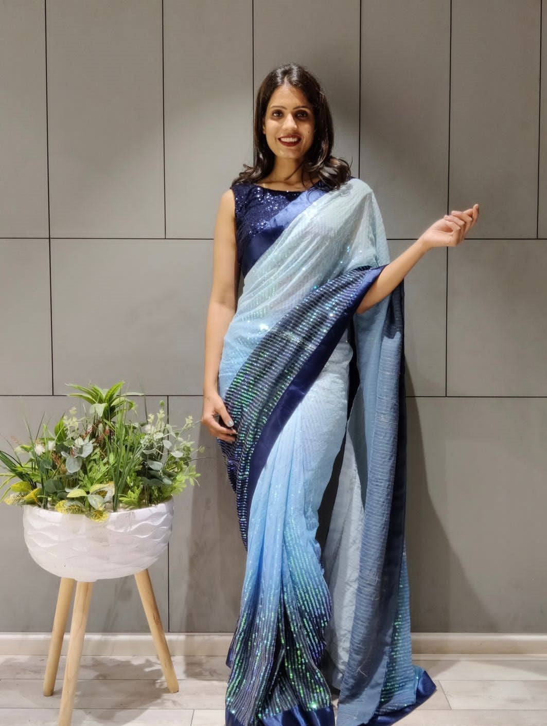 Indego Grey And Blue South Tussar Temple Border Silk Saree – Zari Banaras