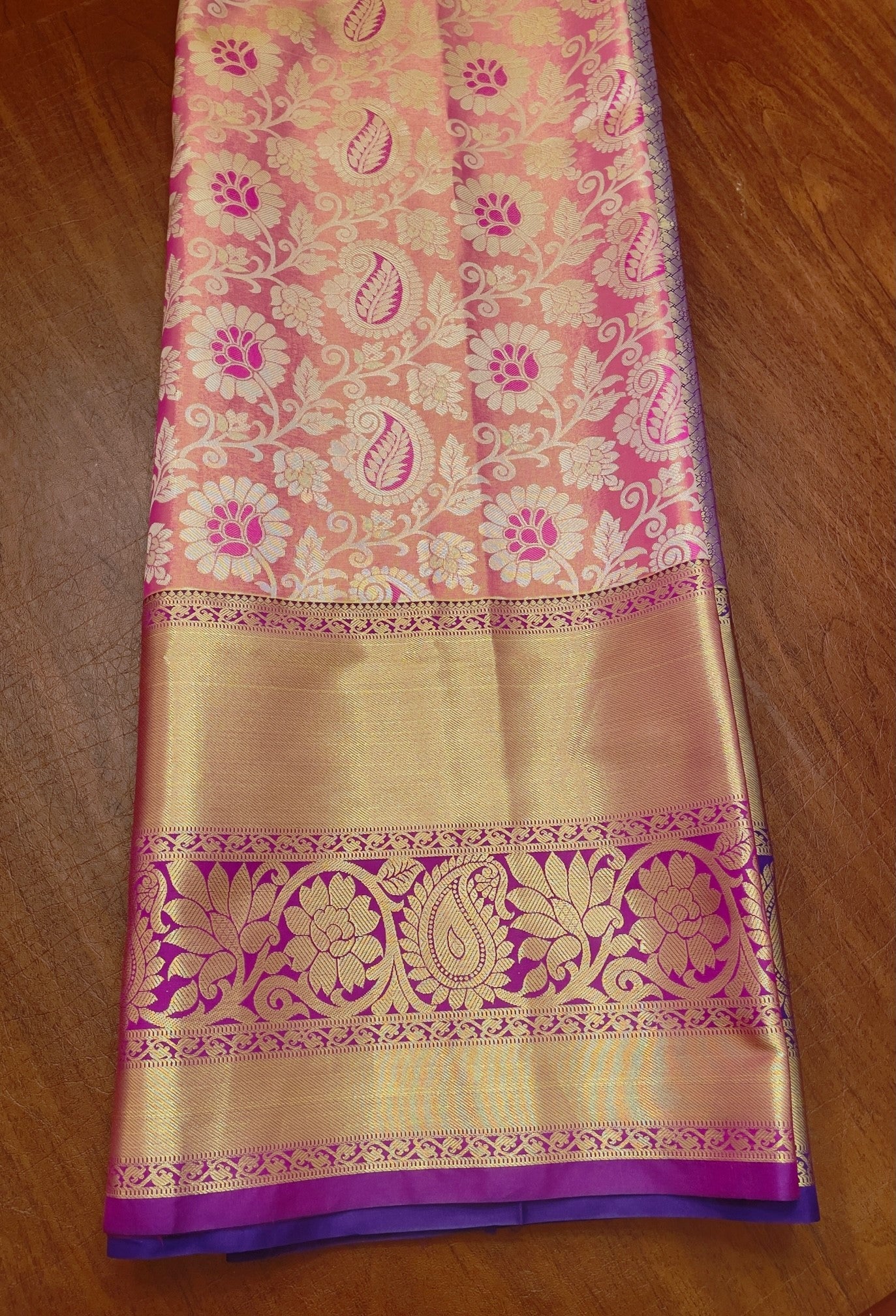 Onion pink floral jacquard kancheepuram wedding silk saree, contrast border  of manga & ara maadam & intricate pallu